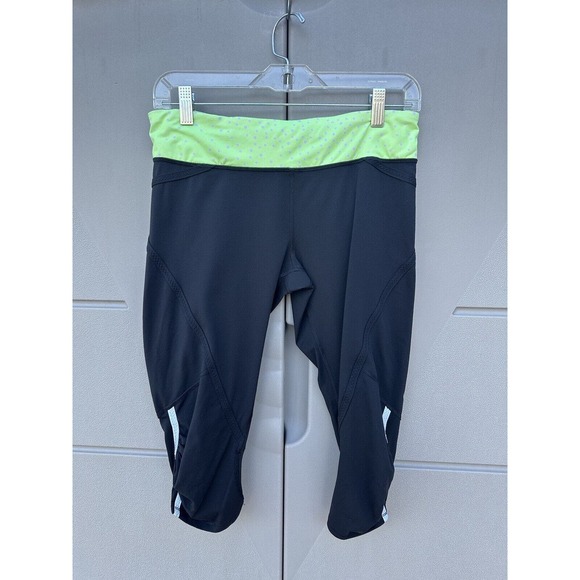 Lululemon Run Pace Crop Pant Sz 8 Running Capris Black/neon Green Pink polka Dot - Picture 2 of 11
